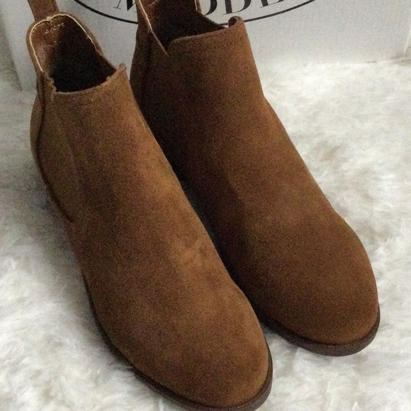 NIB Steve Madden Dabble Cognac Suede Boots - Picture 2 of 7